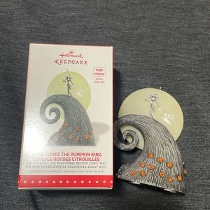 Hallmark Keepsake 2015 Here Comes The Pumpkin King